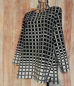 Progressive Geometric 3/4 Sleeve Blouse